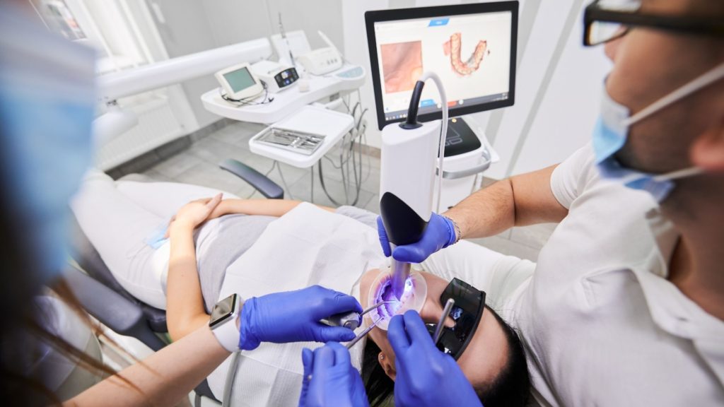 intraoral dental imaging