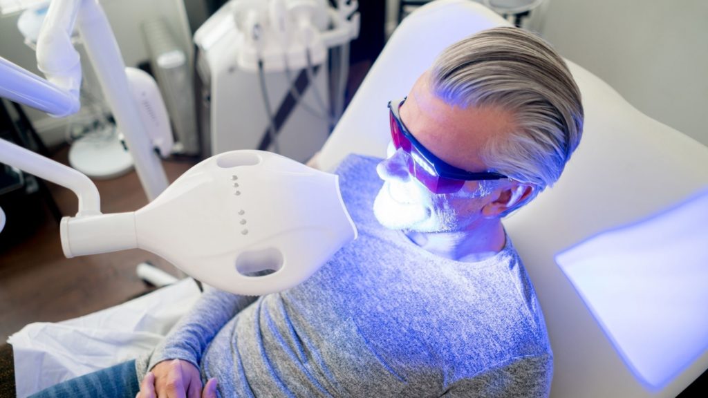 laser teeth whitening with zoom