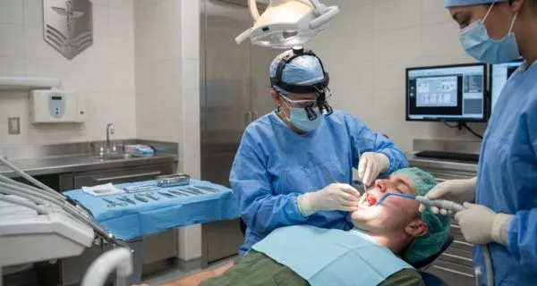 Types of wisdom tooth extraction